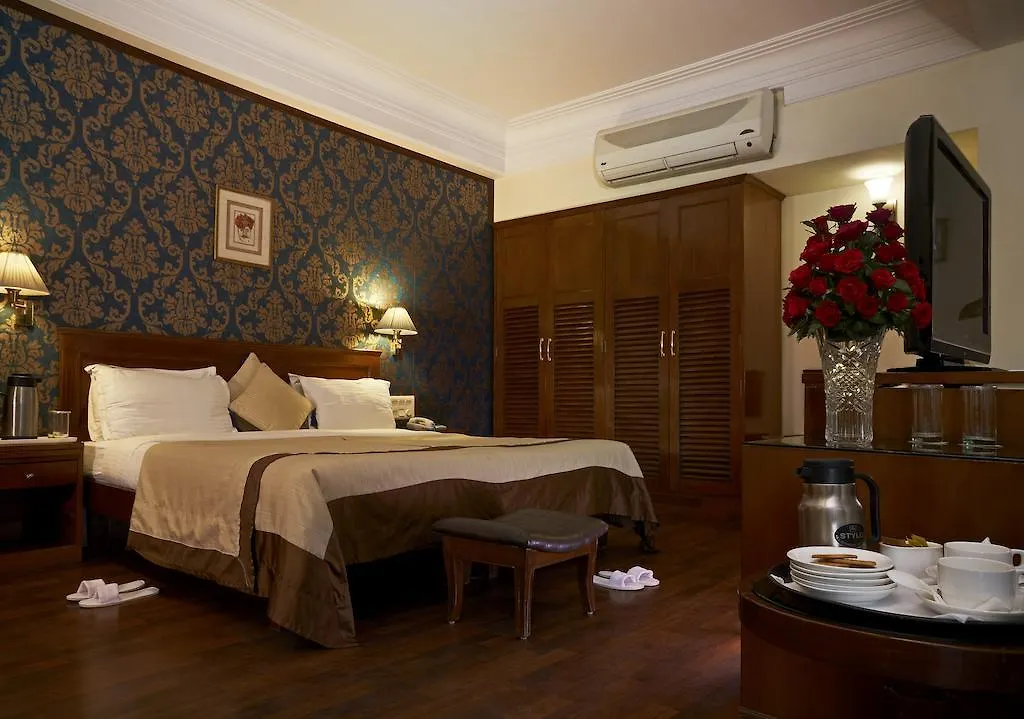 Qutub Residency Hotel New Delhi